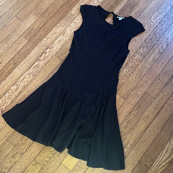 Kate Young little black dress - Picture 6 of 7